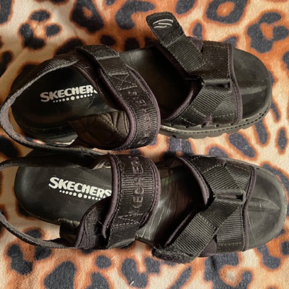 Vtg Y2K Skechers black platform grunge sandals
